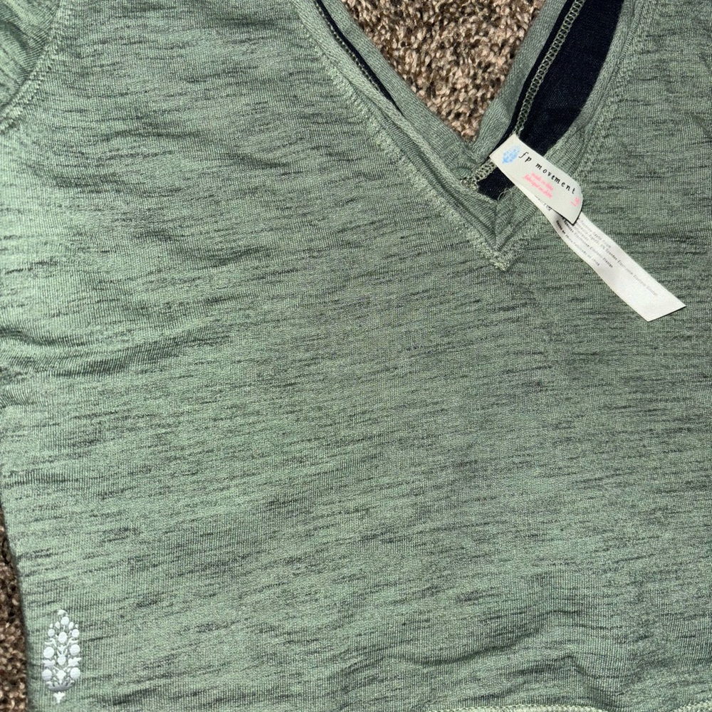 Free people active green top, never worn!